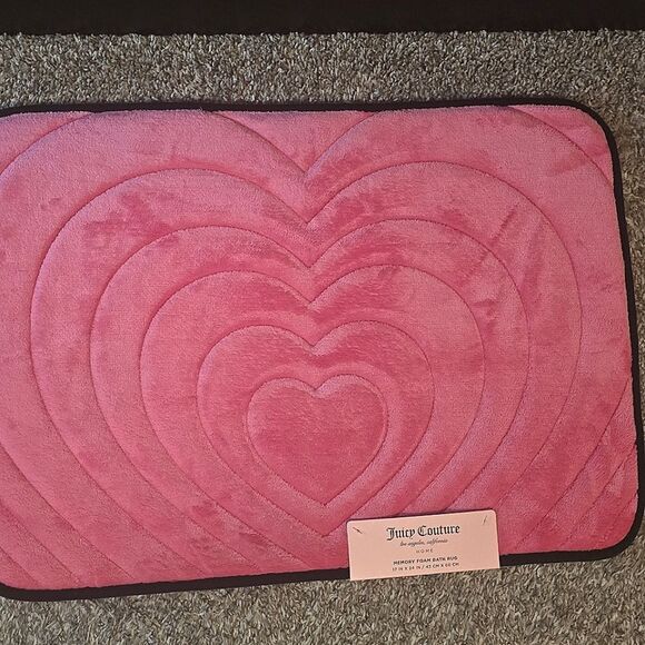 Juicy Couture Home Heart Embossed Memory Foam Bath Rug - Picture 4 of 5